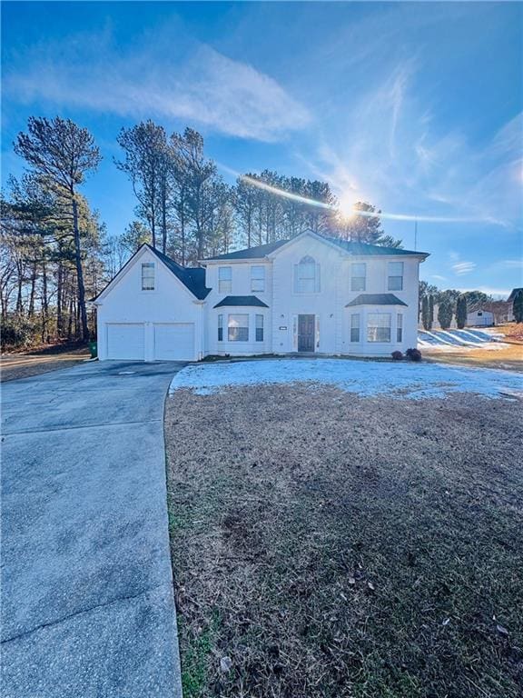 view of front of house with a garage