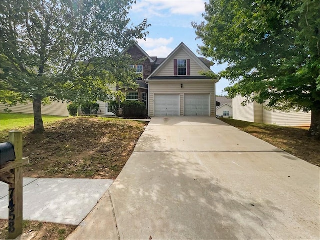 view of front of home featuring driveway