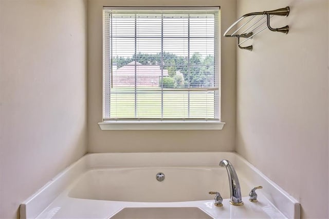 501 Barhams Ridge Dr, Mcdonough, GA 30252 - full bath featuring a garden tub