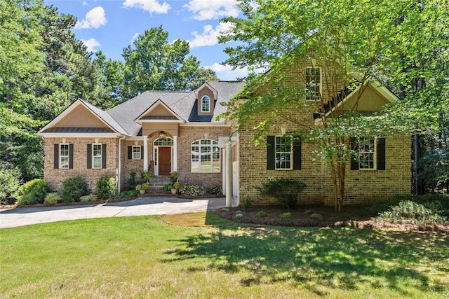 view of front of house with a front yard