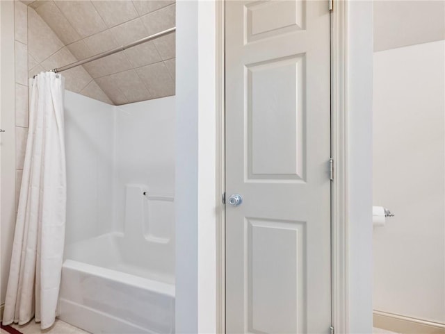 11 Stillwater Way, Hoschton, GA 30548 - full bathroom featuring shower / bath combination with curtain