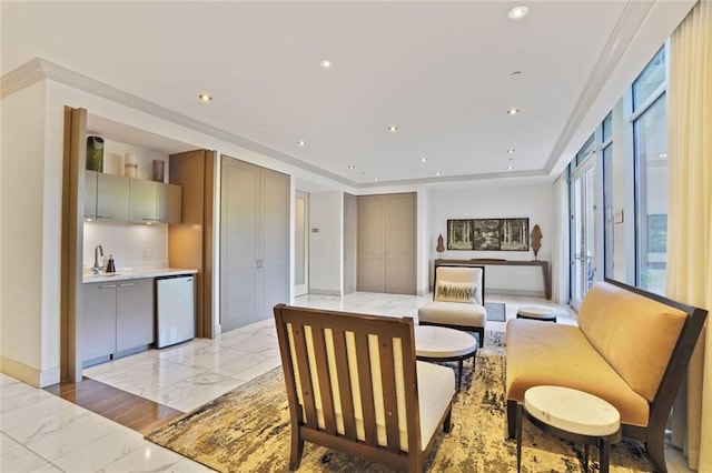 1820 Peachtree St NW Unit 1008, Atlanta, GA 30309 - dining room with light marble finish flooring, wet bar, recessed lighting, and baseboards