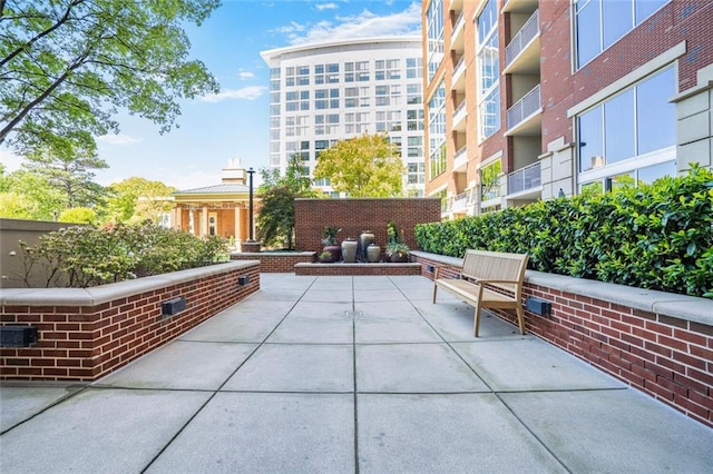 1820 Peachtree St NW Unit 1008, Atlanta, GA 30309 - view of property's community featuring a patio area
