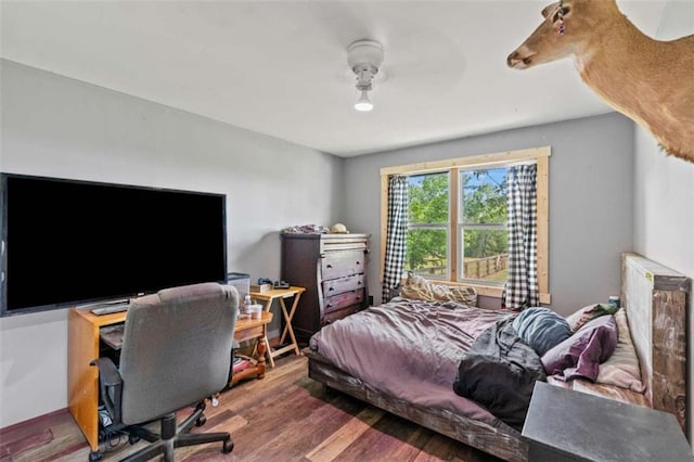 437 Crabapple Rd, Dahlonega, GA 30533 - bedroom with wood finished floors and a desk