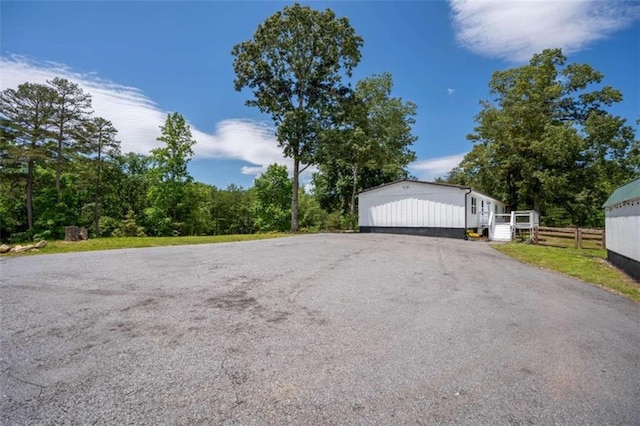 437 Crabapple Rd, Dahlonega, GA 30533 - view of garage