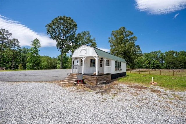 437 Crabapple Rd, Dahlonega, GA 30533 - view of front facade with covered porch and a gambrel roof