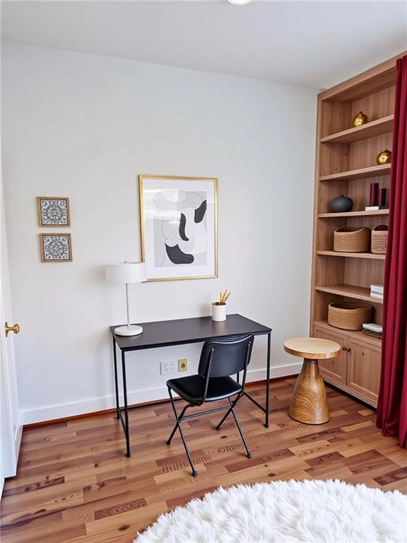 384 Ralph Mcgill Blvd NE Unit 121, Atlanta, GA 30312 - dining space featuring dark wood finished floors, recessed lighting, baseboards, visible vents, and crown molding