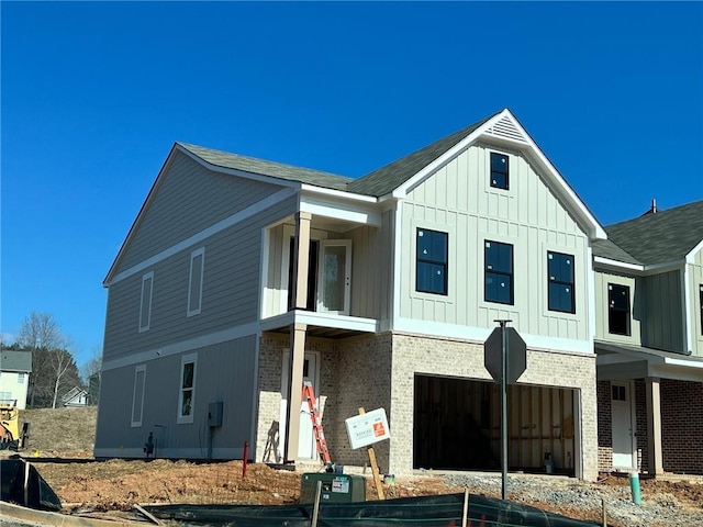 view of front of house with a garage