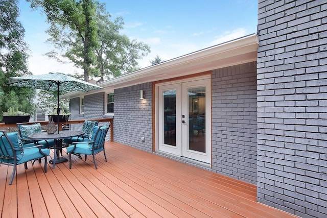 225 Jayne Ellen Way, Alpharetta, GA 30009 - wooden deck with french doors and outdoor dining space