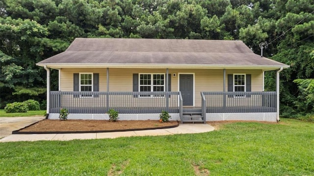 35 Ravenwood Dr, Rockmart, GA 30153 - view of front of home featuring a porch and a front lawn