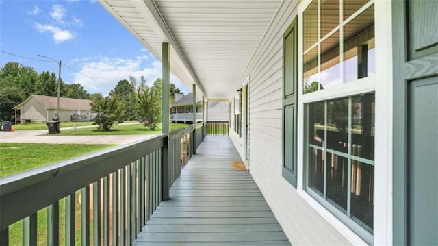 35 Ravenwood Dr, Rockmart, GA 30153 - view of deck