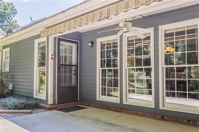 402 Roswell Green Ln, Roswell, GA 30075 - property entrance with a ceiling fan