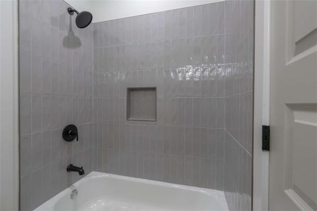 1250 Hays Mill Rd, Carrollton, GA 30117 - bathroom with tub / shower combination