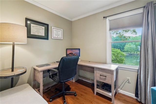 177 Coopers Pond Dr, Lawrenceville, GA 30044 - office with wood finished floors and crown molding