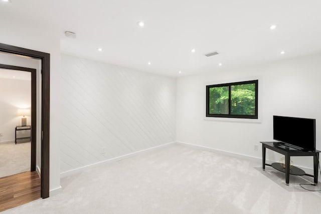 4070 Whitewater Creek Rd, Atlanta, GA 30327 - interior space with light colored carpet and recessed lighting