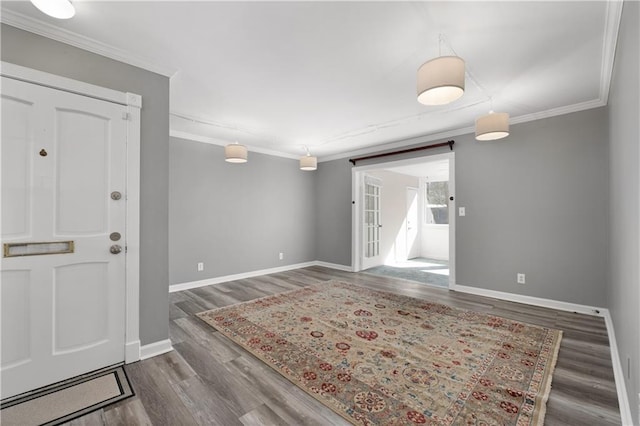 80 Montre Sq NW, Atlanta, GA 30327 - foyer entrance featuring ornamental molding, wood finished floors, and baseboards