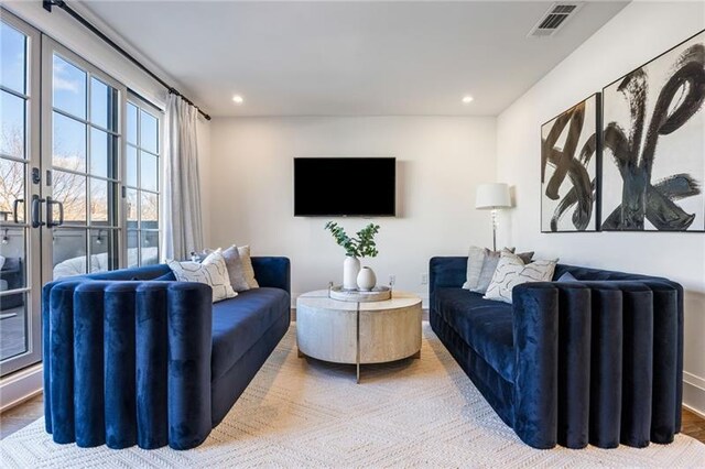 726 Edgewood Ave NE, Atlanta, GA 30307 - living area with visible vents and recessed lighting