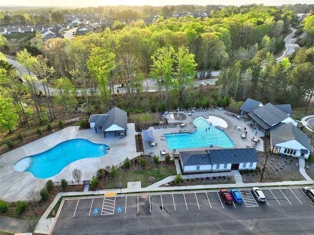 13 Clearwater Ct, Hoschton, GA 30548 - bird's eye view of a pool