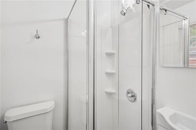 2858 Valley Ridge Dr, Decatur, GA 30032 - bathroom with toilet and a shower stall