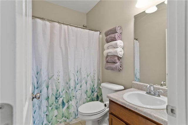 bathroom with a shower with shower curtain, toilet, and vanity