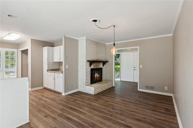 entryway with baseboards and dark wood finished floors