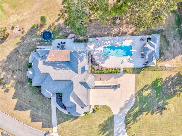 31 Meadow Lakes Ter, Cedartown, GA 30125 - aerial view of property and surrounding area with a pool area
