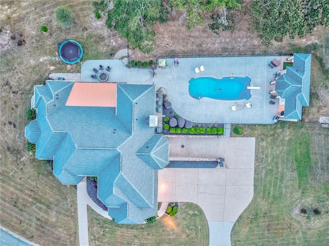 31 Meadow Lakes Ter, Cedartown, GA 30125 - drone / aerial view of a pool