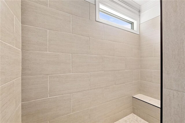 5821 Abbey View Ct, Clermont, GA 30527 - full bathroom with tiled shower