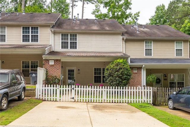 3737 Town Square Cir NW Unit 6, Kennesaw, GA 30144 - multi unit property featuring a fenced front yard and brick siding