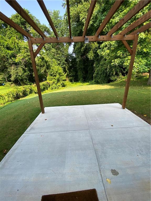 2319 Beecher Rd SW, Atlanta, GA 30311 - view of patio / terrace