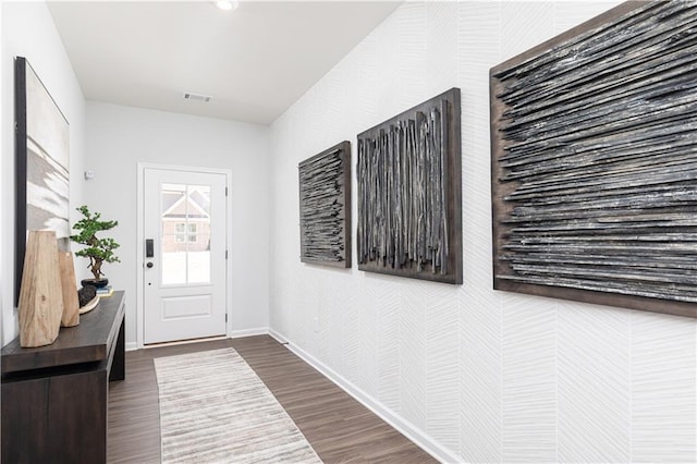 608 Belshire Dr, Acworth, GA 30102 - entryway featuring dark wood-style floors