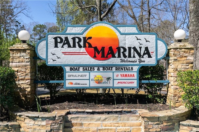 608 Belshire Dr, Acworth, GA 30102 - exterior view