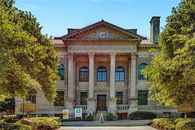 view of building exterior