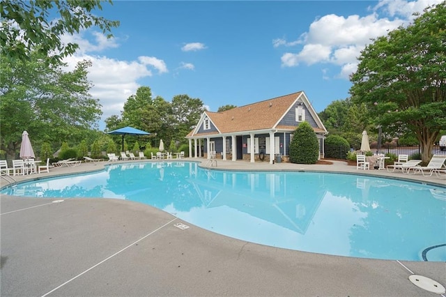 2359 Saint Kennedy Ln, Buford, GA 30518 - community pool featuring a patio