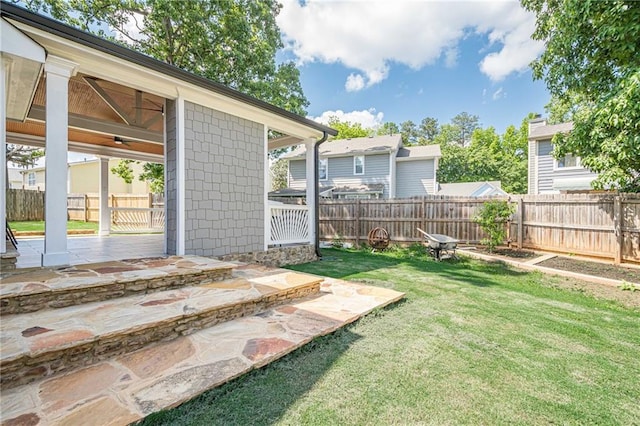 view of yard featuring a patio area