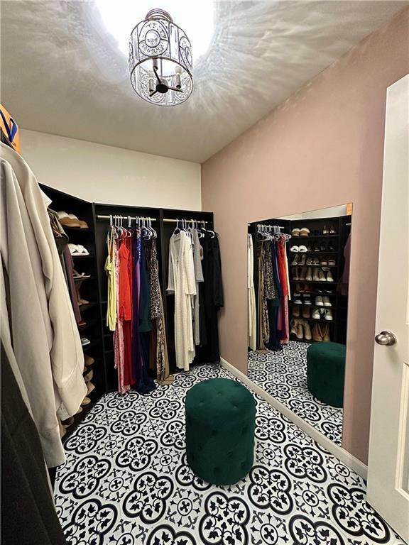 544 Magnolia Cir, Palmetto, GA 30268 - view of spacious closet