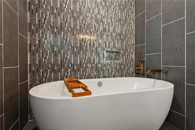 2721 Old Concord Rd SE, Smyrna, GA 30082 - full bath with tile walls and a soaking tub