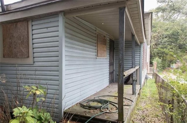 108 Vine St SW, Atlanta, GA 30314 - view of side of property featuring fence