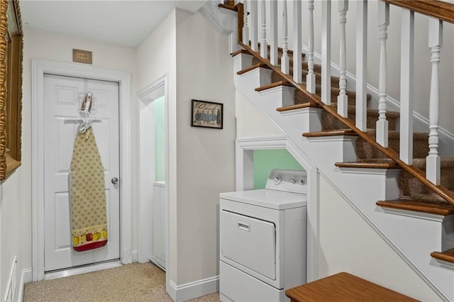 7105 Haw Crk, Gainesville, GA 30506 - interior space with laundry area, washer / dryer, light colored carpet, and baseboards