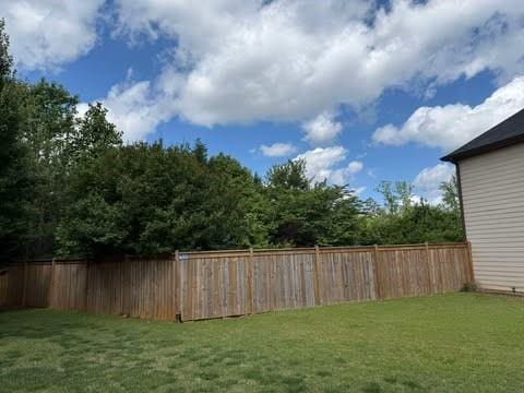 1307 Clarecastle Ln, Buford, GA 30519 - view of yard