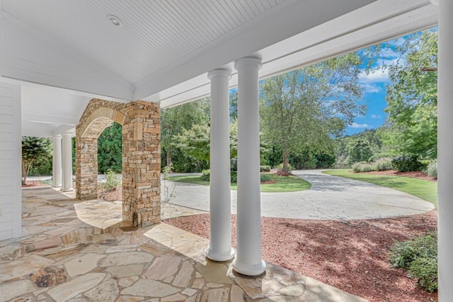 view of patio / terrace with covered porch