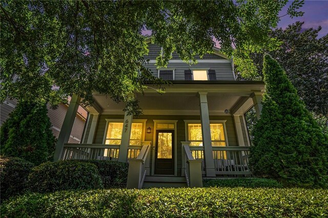 view of front facade with a porch