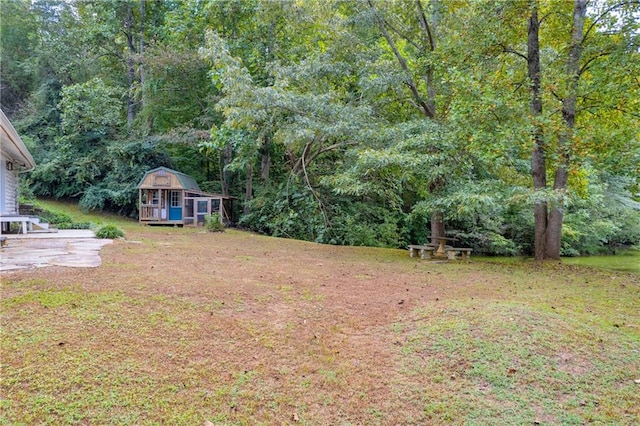 168 Silver Fox Dr, Dawsonville, GA 30534 - view of grassy yard with a forest view