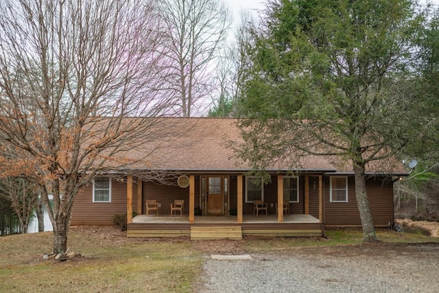 view of front facade with covered porch