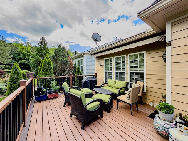 6416 Hickory Springs Cir, Hoschton, GA 30548 - deck with an outdoor hangout area