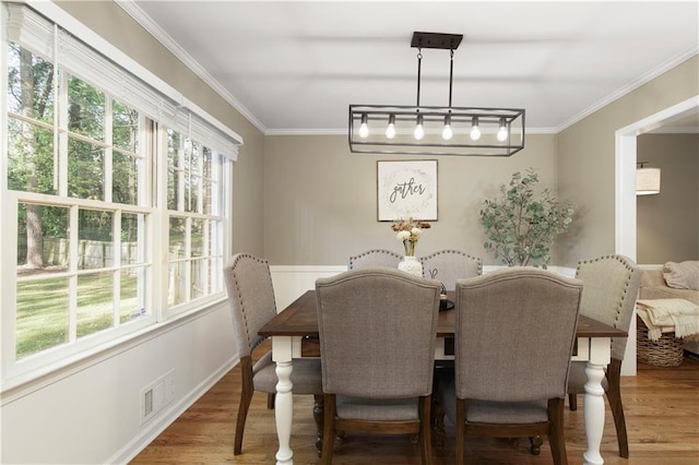 3719 Northbrook Ct, Atlanta, GA 30340 - dining room with wood finished floors and ornamental molding