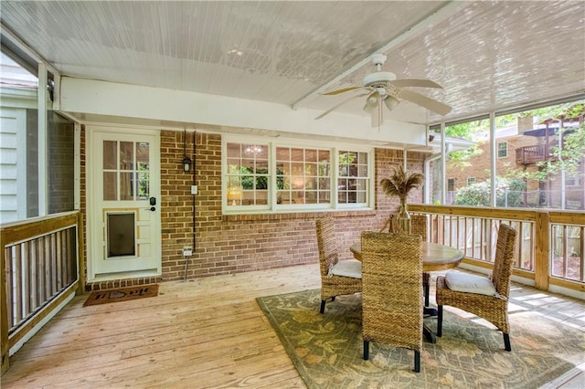 3719 Northbrook Ct, Atlanta, GA 30340 - sunroom featuring ceiling fan