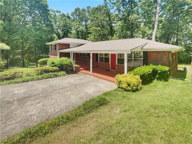 710 Montclair Dr SW, Smyrna, GA 30082