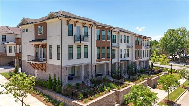 view of townhome / multi-family property