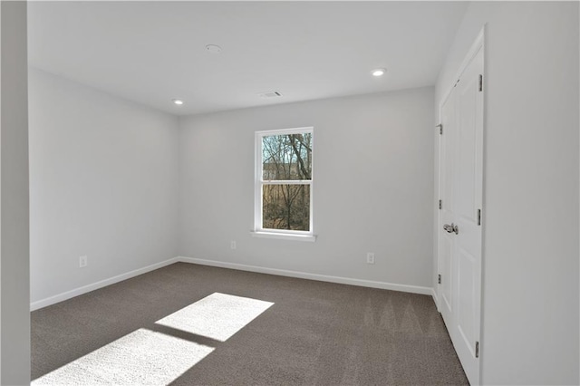 16 Grove Pointe Way SE, Cartersville, GA 30120 - empty room featuring carpet floors, recessed lighting, and baseboards